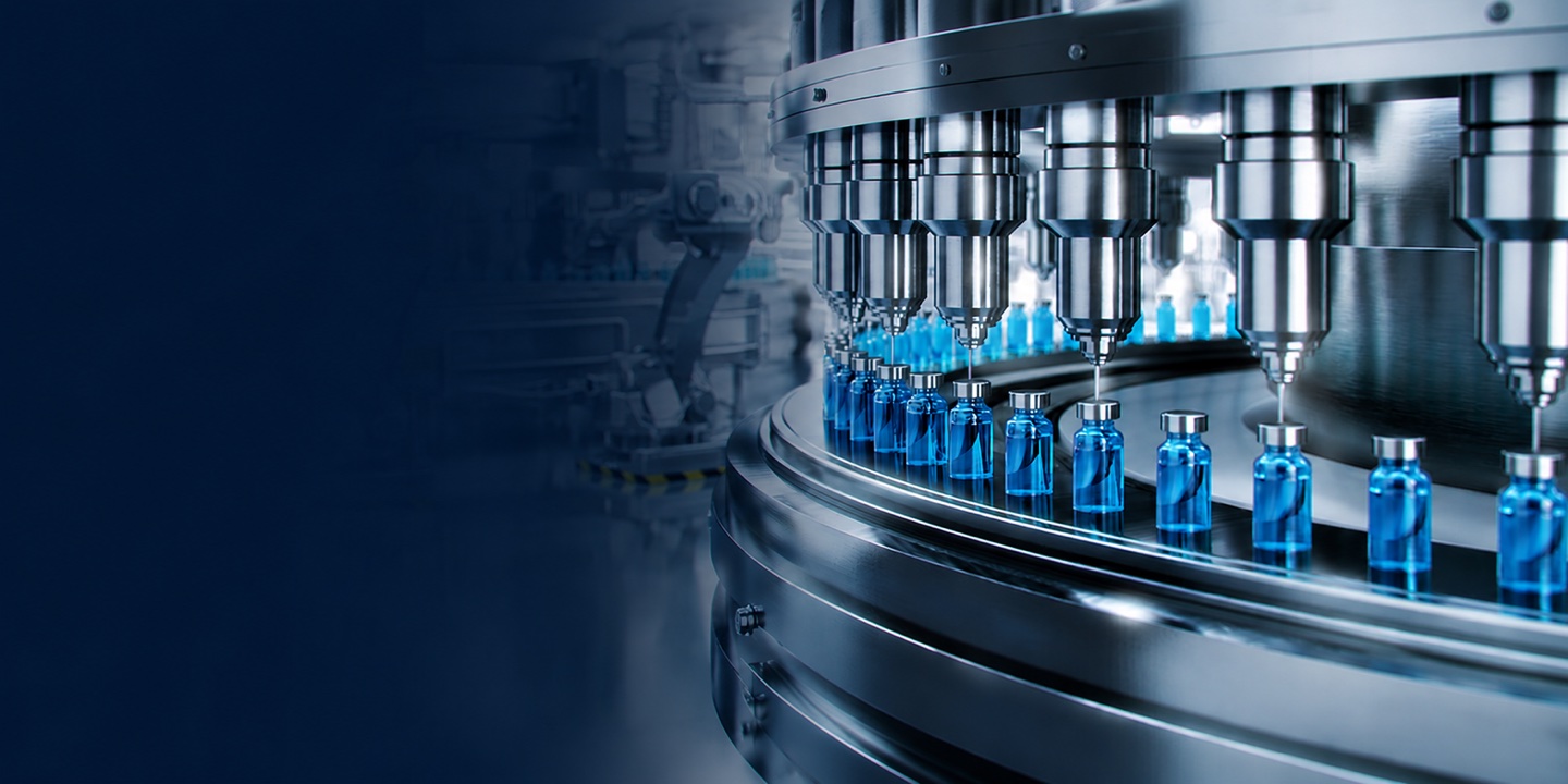 Pharmaceutical manufacturing facility with automated vial filling